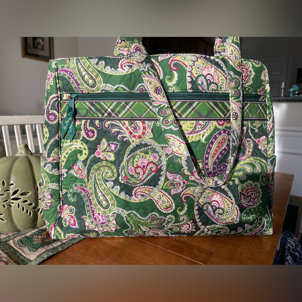 Vera Bradley Metropolitan Tote Bag in Chelsea Green pattern